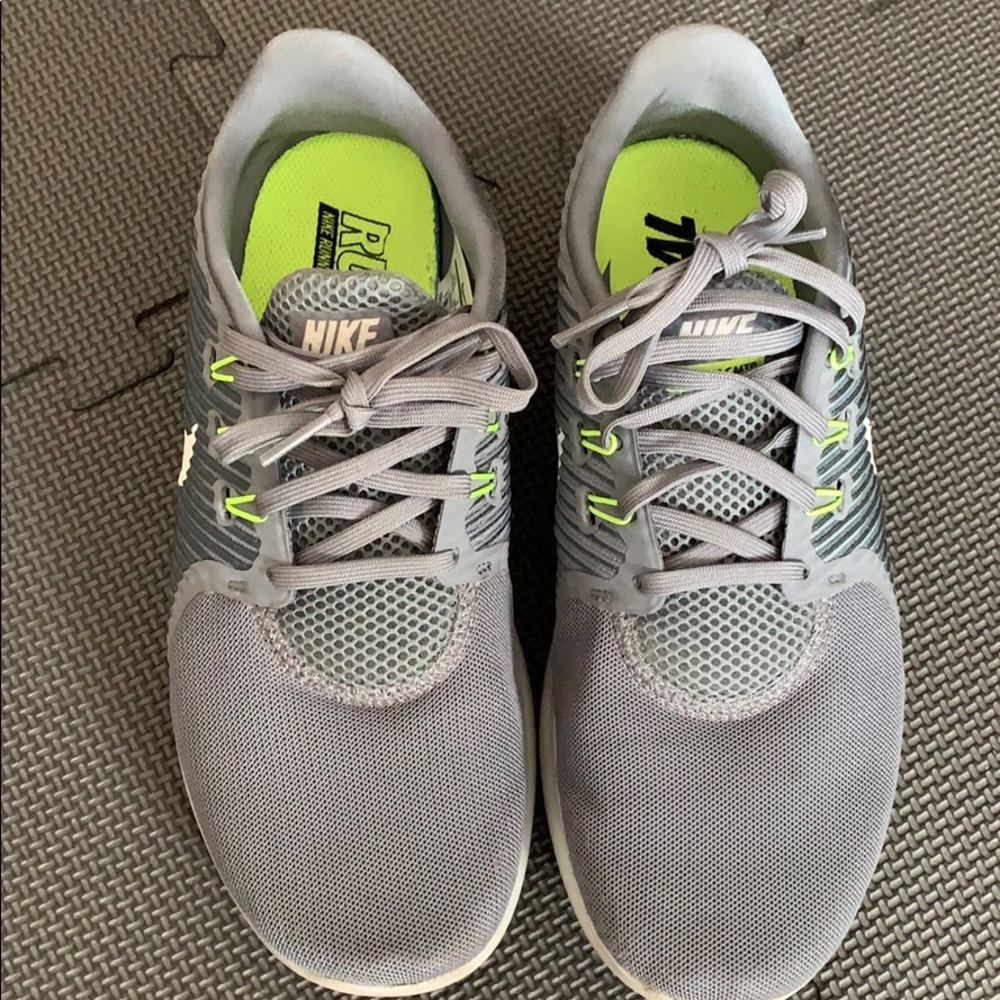 Nike running sneakers, size 8.5